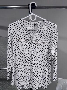 Women’s Anne Klein White Blouse with Black Polka Dots